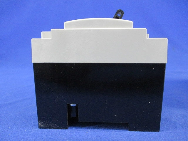 漏電遮断器3P30E30A NV30-FA