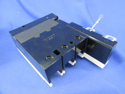 主幹用漏電ブレーカ ABF型3P2E40A(単3中性線欠相保護付)箱違い BJF340325