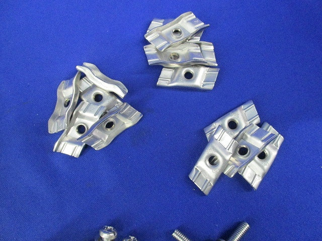 ケーブルラック振れ止め金具 スーパーダイマ(14個入) SD-SRS1
