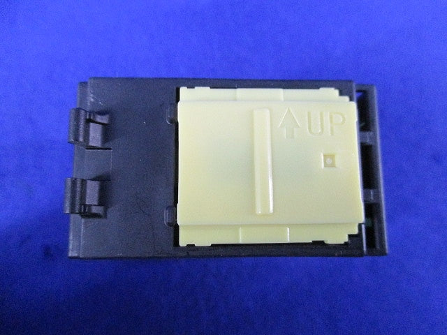 埋込スイッチE(4路) WT50049