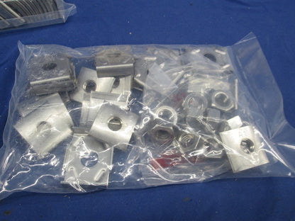 ハンガー吊り金具(ステンレス)(10個入×3計30個入) S-DHUS-W4