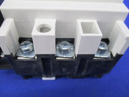 漏電遮断器3P3E30A EB-30E