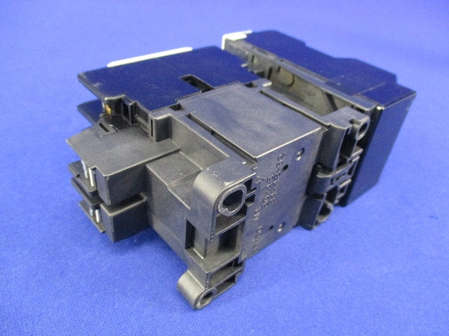 電磁開閉器200V SC-03+TR-0N