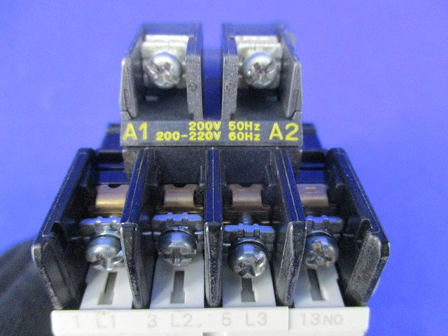 電磁開閉器200V SC-03+TR-0N