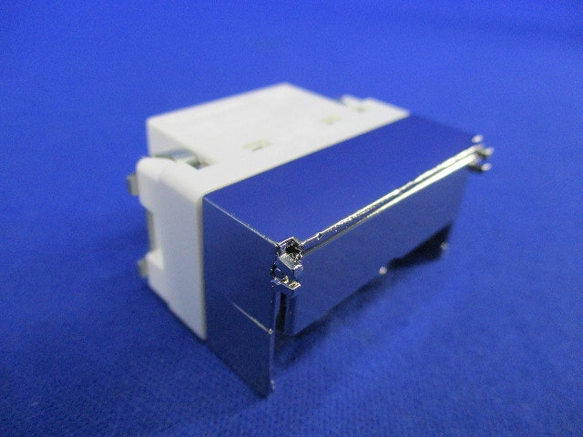 埋込ホーム用高シールドテレビコンセント WCS4711W