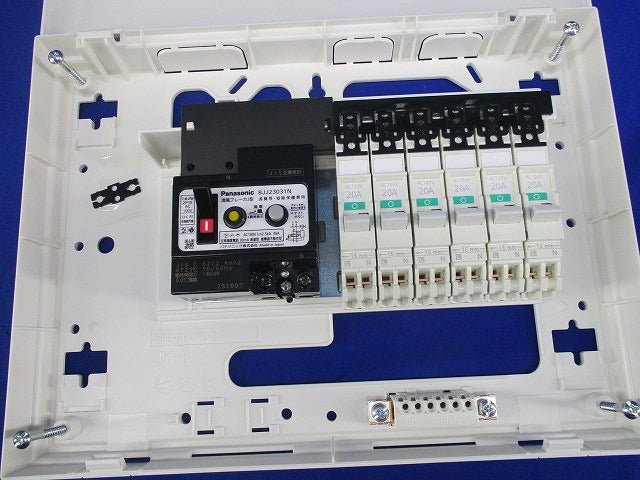 住宅分電盤30A Panasonic BQWB8236