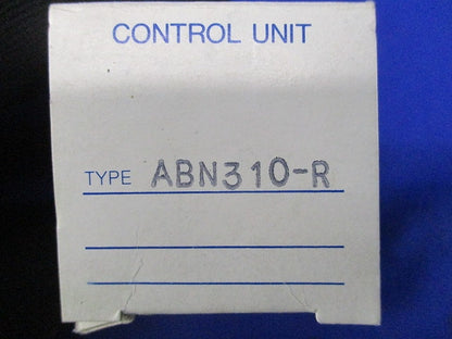 φ30 TWNシリーズ 押ボタンスイッチ 大形 モメンタリ形(赤) ABN310-R