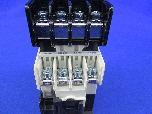 交流操作形電磁継電器 コンタクタ形AC200V 2a2b SR-N8