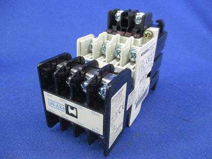 電磁継電器 (本体SR-N4 + 補助接点UN-AX4)200V SR-N8