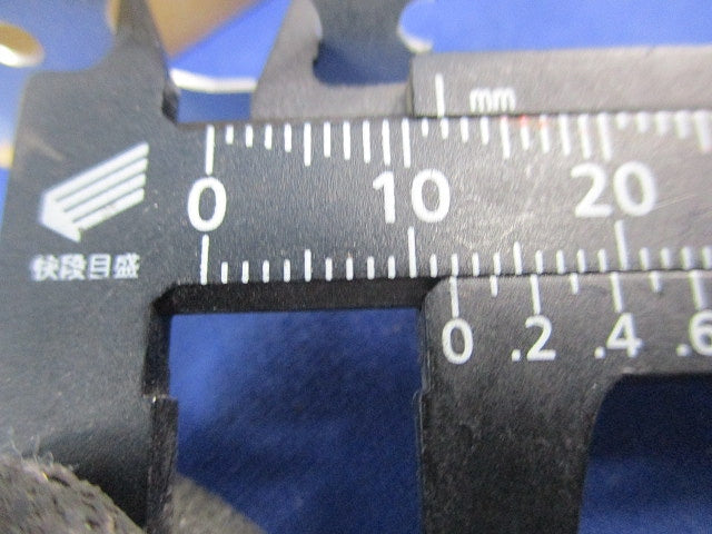 吊バンド 板厚0.6mm幅25mm (長さ30m入) 0.6m/m