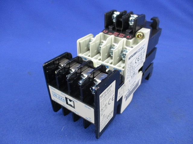 コンタクタ形電磁継電機 200V SR-N8