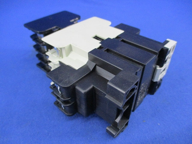 コンタクタ形電磁継電機 200V SR-N8