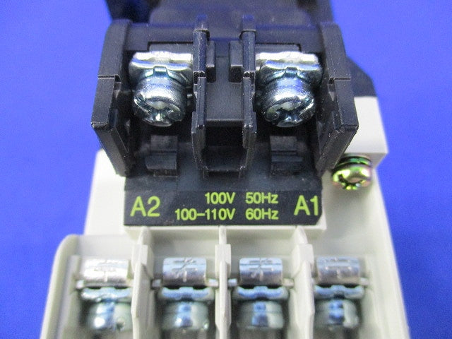 コンタクタ形電磁継電機 100Ｖ SR-N8