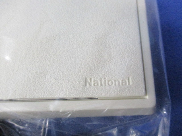 BLプレート 角型埋込コンセントプレート(10枚入)(ミルキーホワイト)National WN7121