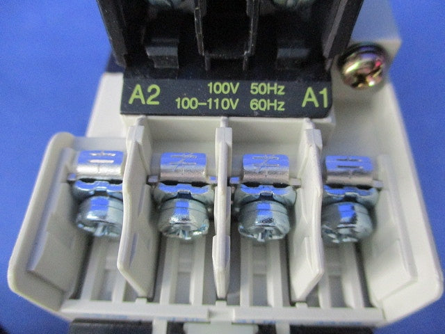 コンタクタ形電磁継電機 100Ｖ SR-N8