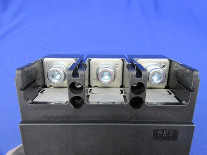 漏電遮断器3P3E200A GB-223EA
