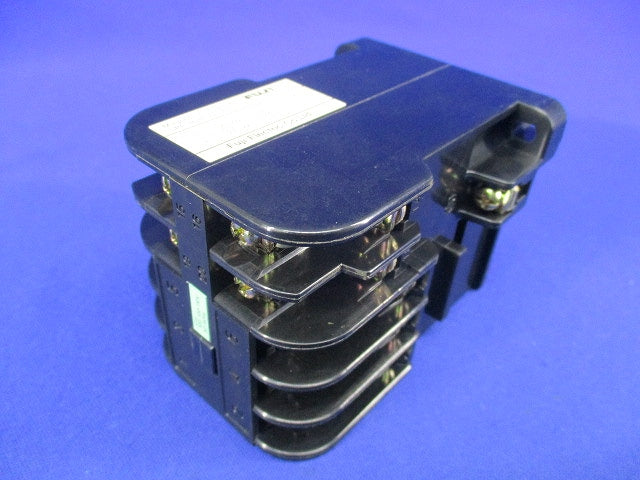 標準形電磁接触器100V SRC3631-5-1N