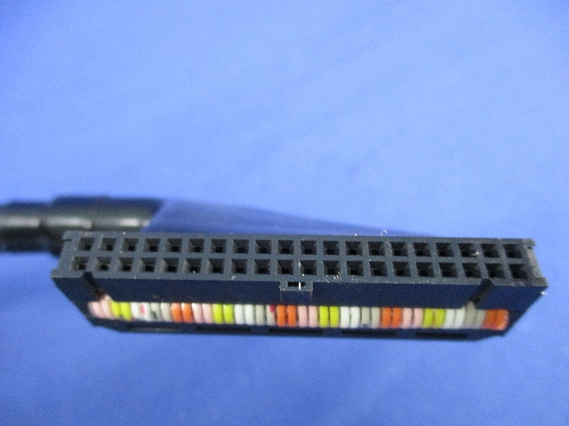 シーケンサ MELSEC-Aシリーズ 縦置き用ユニット接続ケーブル A0J2-C06