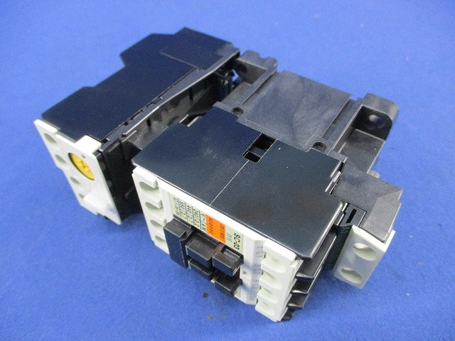 電磁開閉器100V SC-03+TR-0N