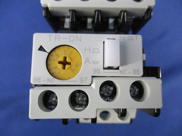 電磁開閉器100V SC-03+TR-0N