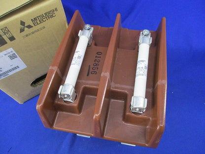 計器用変圧器6600/110Ｖ PD-50HF