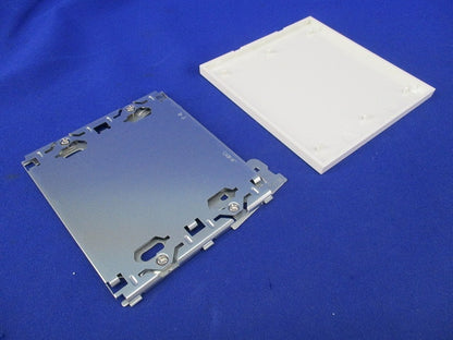 取付カバー付NKプレート2連用(ピュアホワイト) NKP-0UF-2-PW
