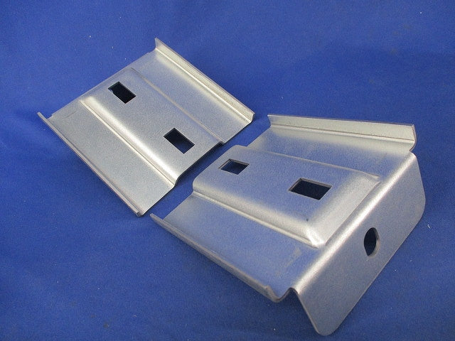 QRタイプ ラック直付金具(2対入)(2対のうち1対は取付金具無) SD-QRU1
