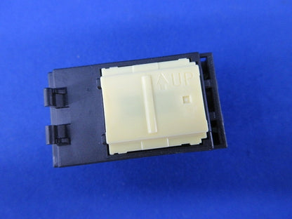 埋込スイッチE(4路) WT50049
