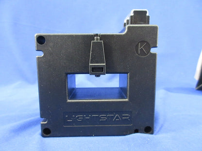角形変流器600/5A KBM-36