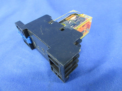 ユニバーサルリレーソケットセット 4極(2組入) RU4D-R-A100他