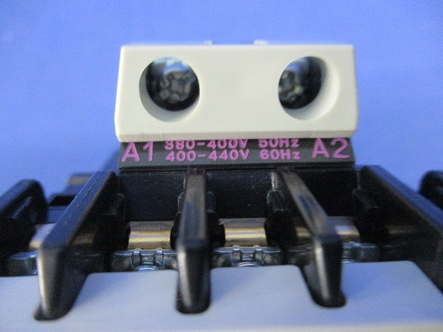 標準形電磁接触器400V SC-05
