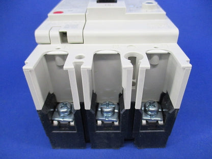 漏電遮断器3P3E15A NV32-SV