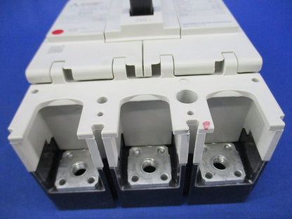ノーヒューズブレーカ 3P200A NF250-CV