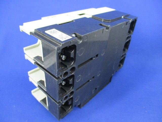 ノーヒューズブレーカ3P3E175A(アラームスイッチ付) NF250-ZCV