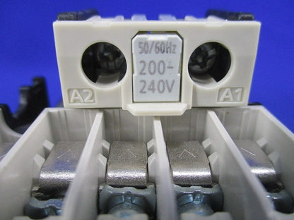 コンタクタ形電磁継電器 SR-T5