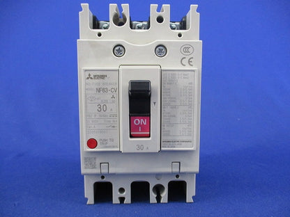 ノーヒューズ遮断器(配線用遮断器)3P30A NF63-CV