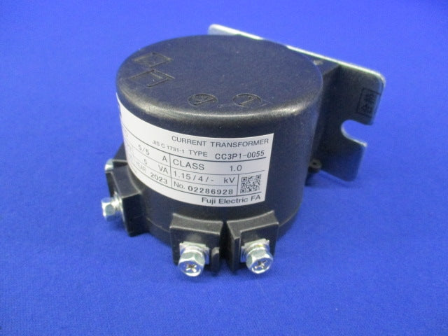 計器用変流器 CC3P1-0055