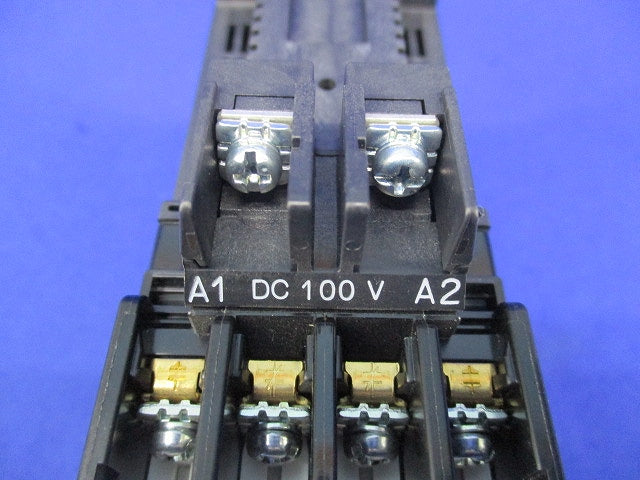 直流操作形補助継電器 DC100V SH-4/G