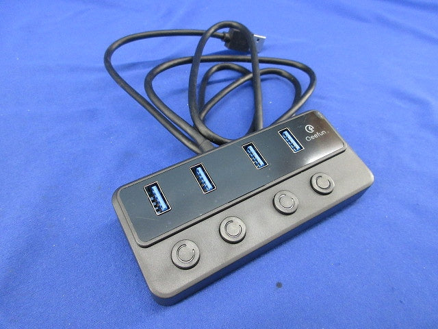 4-Port USB 3.0 Data Hub with Type-C Power Port QF01-00008