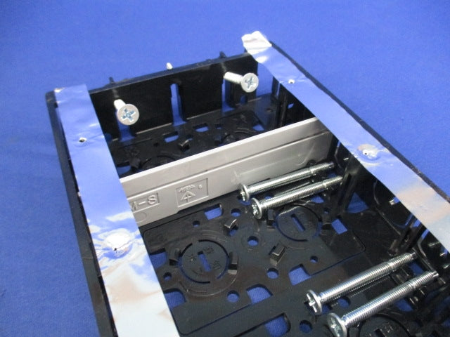 アルミ箔付浅形スライドボックス 3ヶ用セパレータ付(18個入) SBS-3W