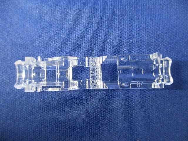28AWGケーブル収容アダプター・ブーツマウント付(90個入) M628CMBCL-3-1