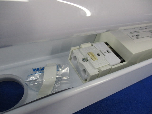 キッチンライト(ランプ付) OB055125