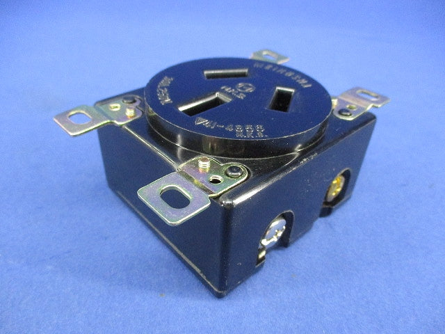 3P30A埋込コンセント MU2814