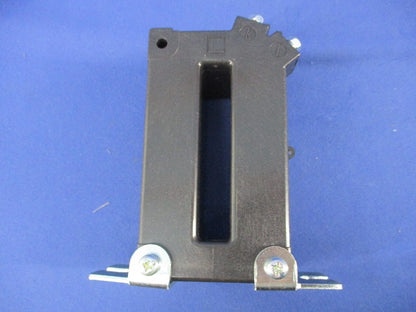 計器用低圧変流器750/5A CW-15LMS