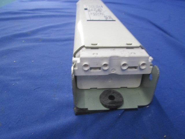 蛍光灯安定器 110W 2灯 直列ラピッド FZ11223543
