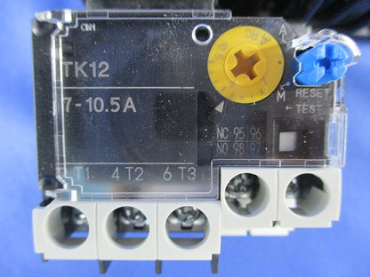 電磁開閉器200V(未使用品) SK12LWR-E10WK007