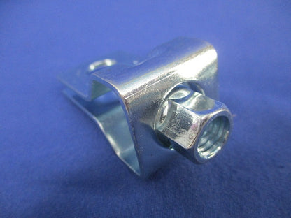 吊用タン(吊りボルト用接続金具)(29個入) 型番不明