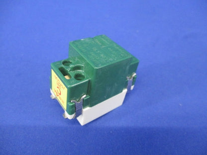 埋込パイロットスイッチC3路(4個入) WN5242