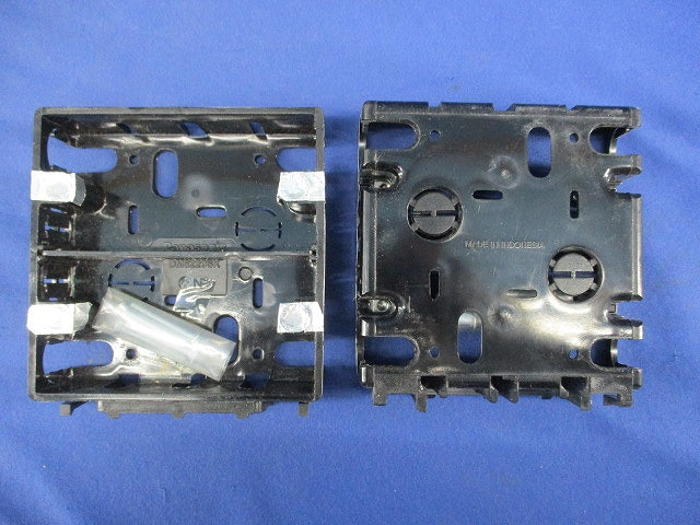 住宅用スイッチボックス浅型2コ用(10個入) DM8220SK
