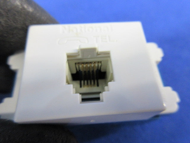 埋込テレホンモジュラジャック(8個入)(ホワイト) WNT15849W